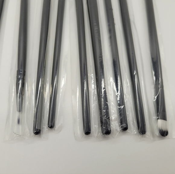 Makeup Brushes 14pcs Various Types​​​ - Picture 5 of 5